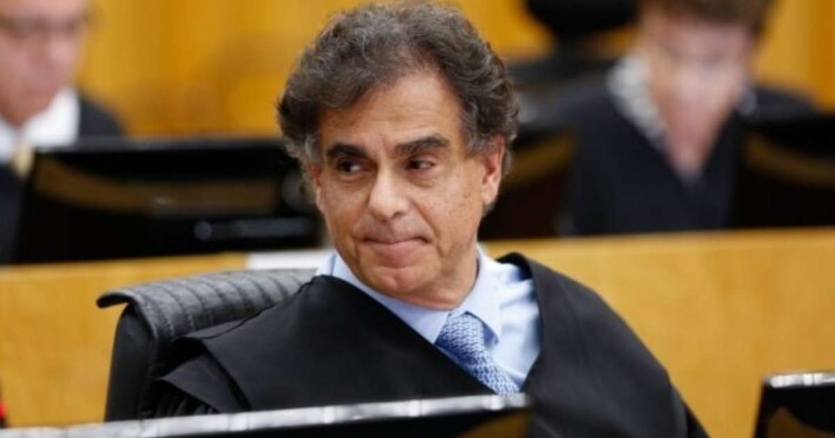 Presidente do TST explica fala sobre juízes 'vermelhos e azuis' e diz que foi resposta a Ives Gandra