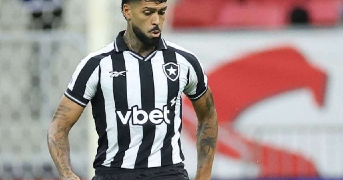 Fica ou sai do Botafogo? Futuro de Barboza ganha contornos de novela