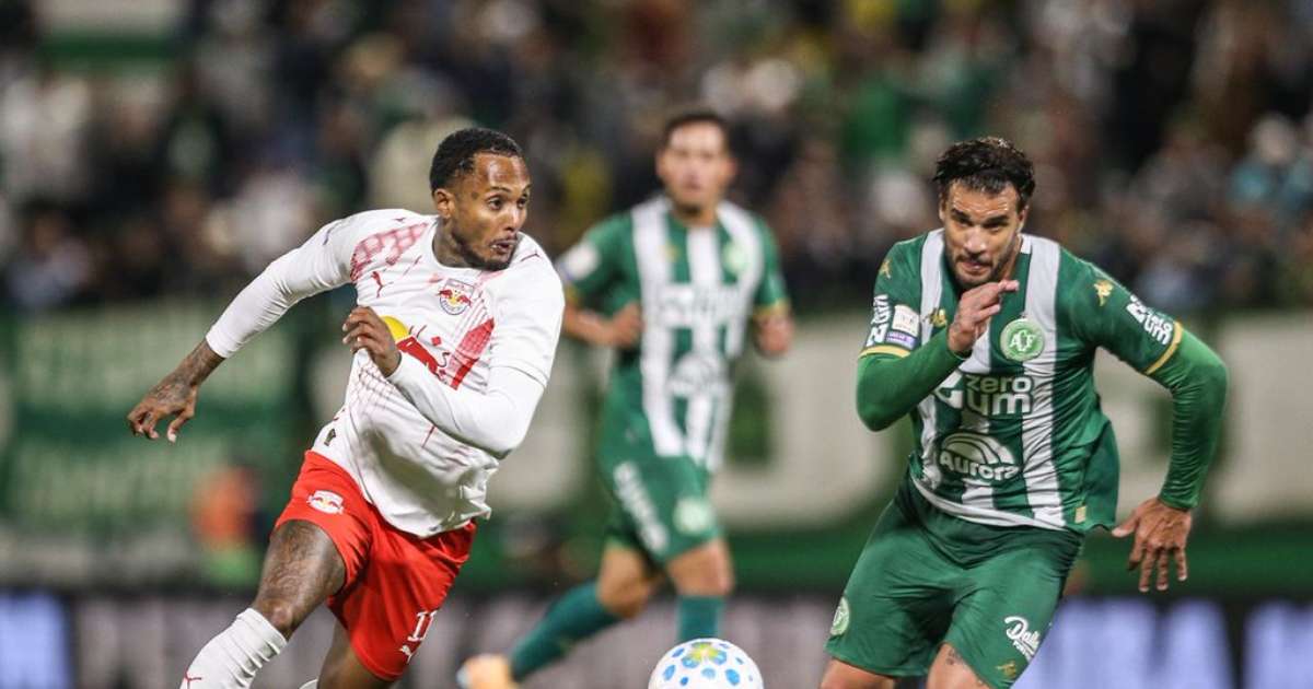 Chapecoense amplia sequência sem vitórias no Brasileirão