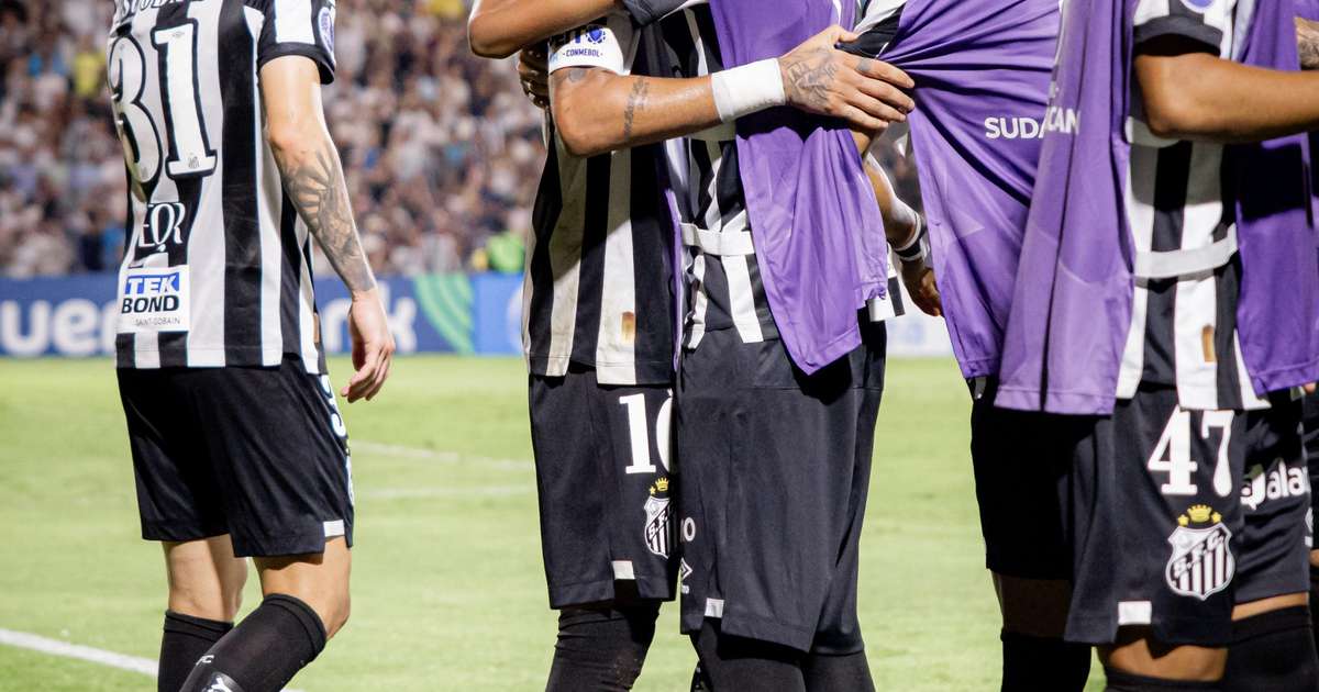 Neymar e Robinho Jr. abrem o jogo após desentendimento em treino