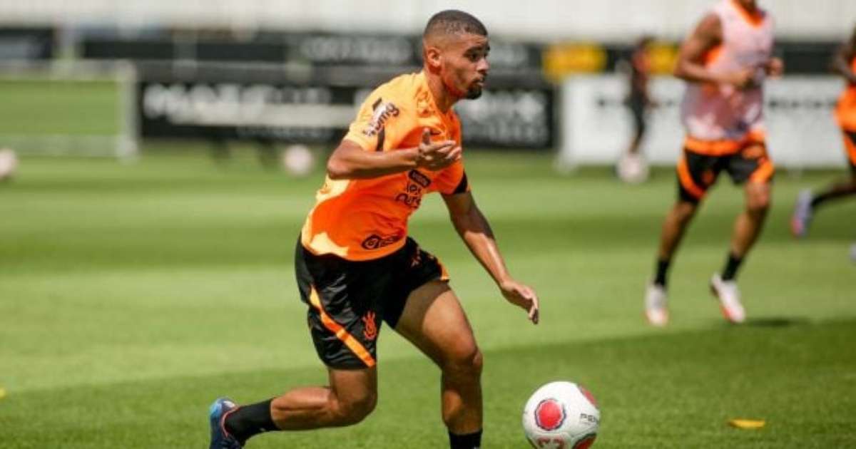 Justiça condena Corinthians a pagar mais de R$ 3 milhões a ex-lateral