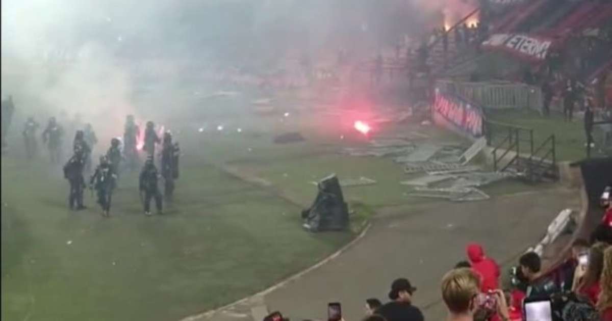 Interrupção Tensa: Momentos Cruciais em Medellín x Flamengo