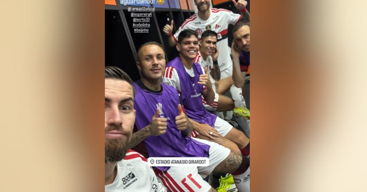 Jorginho posta story no vestiário após paralisação de jogo na Libertadores: 'Estamos bem e aguardando'