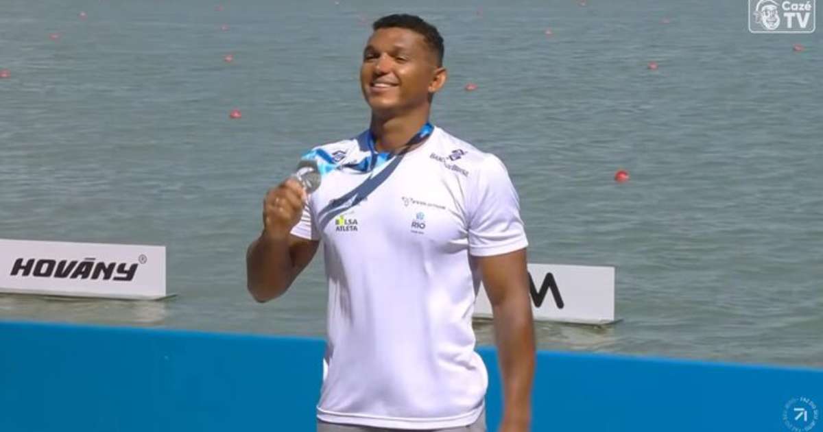 Isaquias Queiroz conquista prata na etapa húngara da Copa do Mundo de Canoagem Velocidade