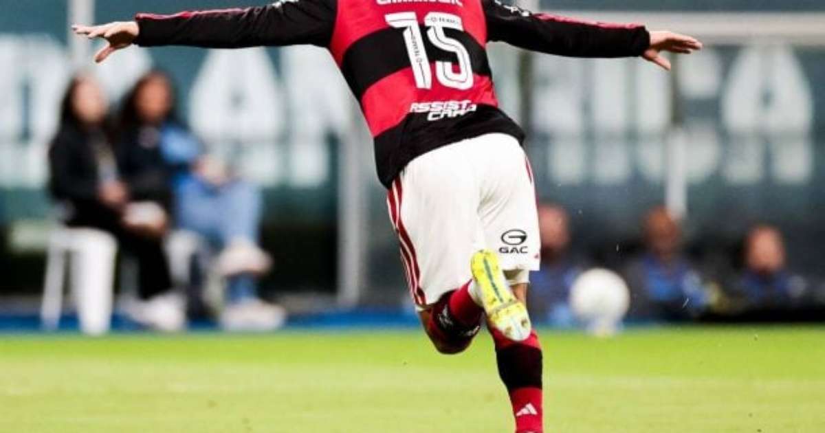 Carrascal exalta desempenho do Flamengo após vitória: Trabalho foi super bem feito