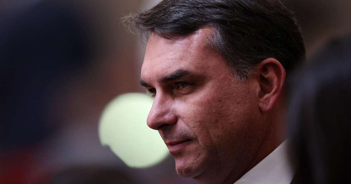 Vorcaro, rachadinha e milícia: os fantasmas que rondam a campanha 'moderada' de Flávio Bolsonaro