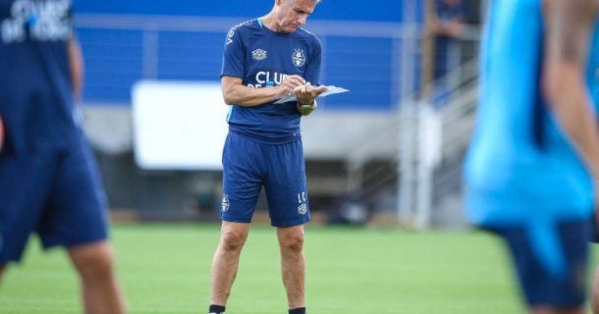 Grêmio reconfigura defesa com jovem promessa e enfrenta Bahia em busca de pontos cruciais