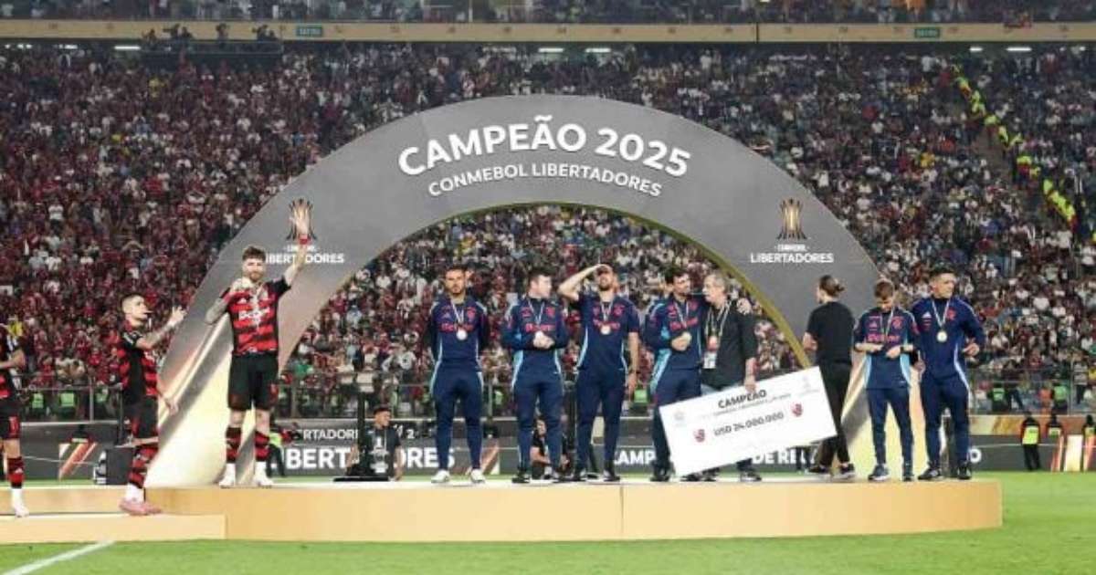 Flamengo Exibe as Sete Taças Conquistadas em 2025 em Exposição Especial
