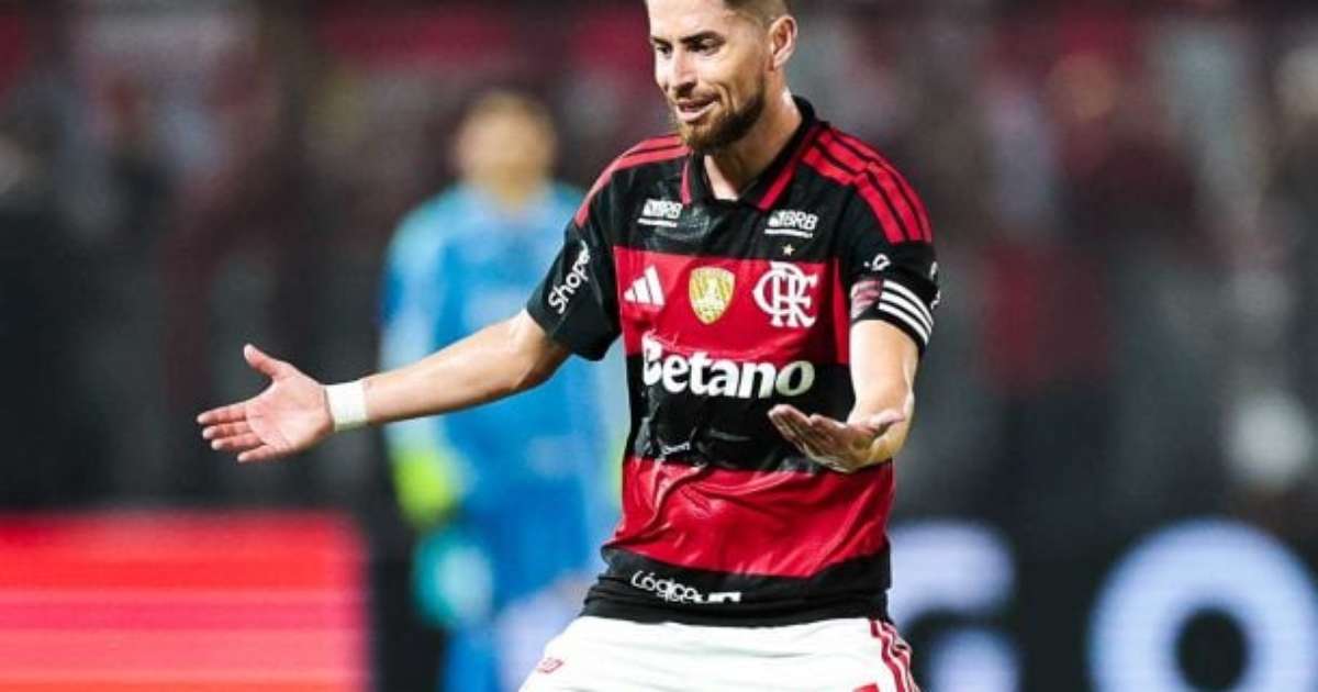 Evertton Araújo e Jorginho voltam de suspensão e reforçam o Flamengo para decisão.