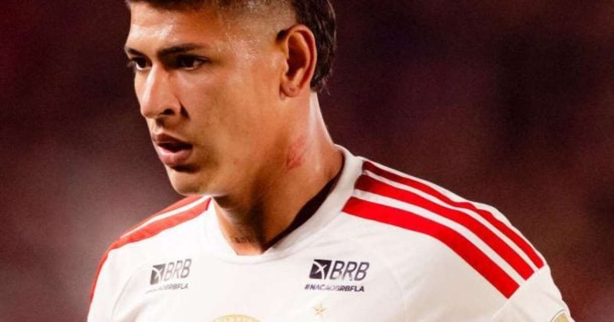 Carrascal, do Flamengo, suspenso após cartão vermelho em duelo contra o Palmeiras