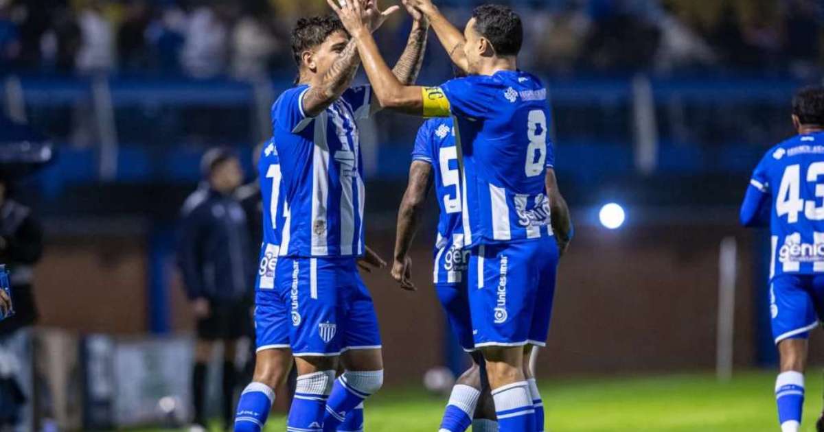 Avaí bate Chapecoense e abre vantagem na final da Copa Sul-Sudeste
