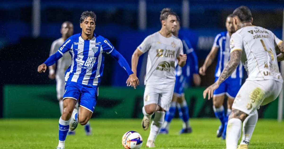 Avaí amassa a Chapecoense no primeiro jogo da final da Copa Sul-Sudeste