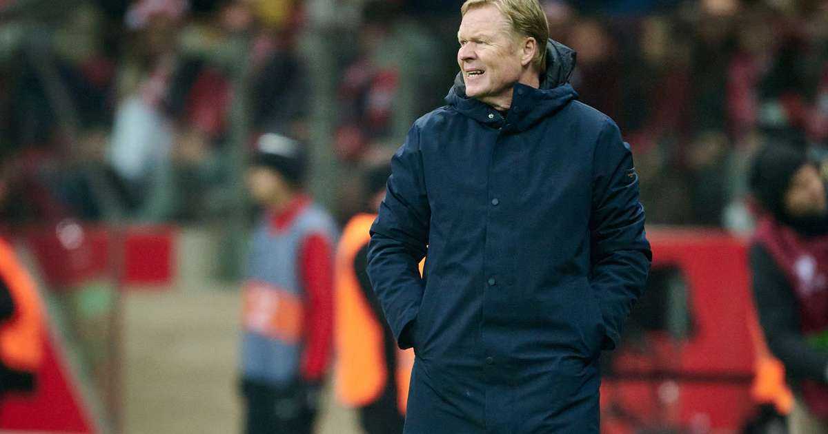 Koeman Destaca Papel Fundamental de Memphis Depay na Seleção Holandesa e Elogia o Corinthians em Coletiva