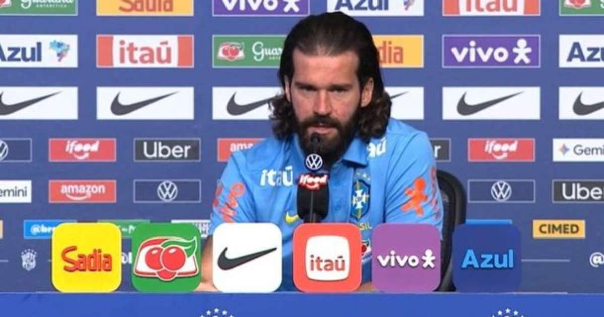 Na terceira Copa da carreira, Alisson celebra marca histórica: "É uma honra"