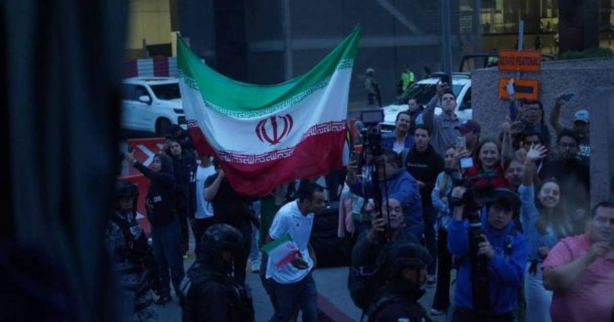 Irã pressiona Fifa por respeito à bandeira e amplia tensão política antes da estreia