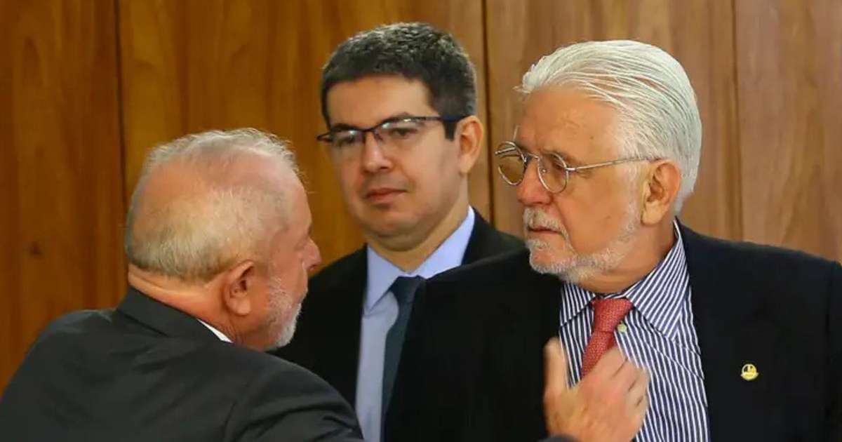 Jaques Wagner, líder do governo Lula envolto no caso Master, já foi alvo da PF em investigação sobre Copa