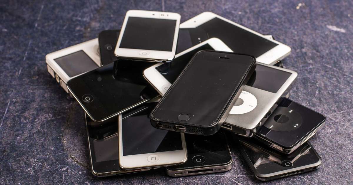 Lixo eletrônico: por que o Brasil ainda enfrenta tantos desafios para reciclar celulares, TVs e computadores?