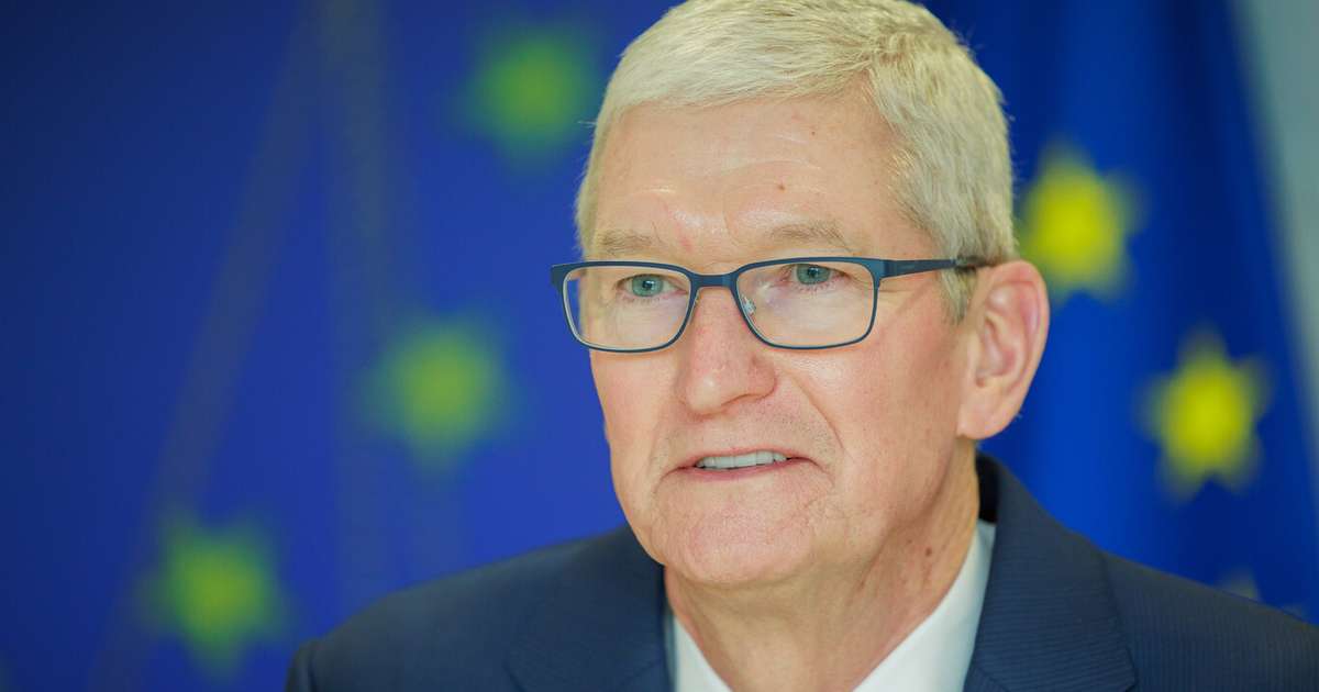 "É insustentável": Tim Cook avisa que o impacto da IA provocará aumentos nos preços do iPhone