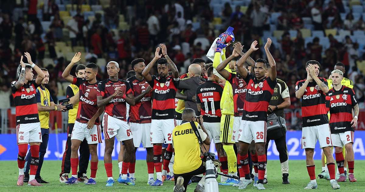 Time Inglês faz proposta astronômica por Emerson Royal e lateral pode estar de saída do Flamengo