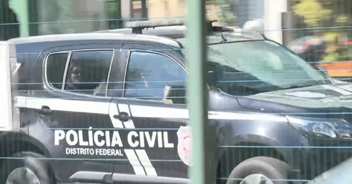 Depoimento de Bolsonaro à Polícia Civil do DF sobre arma apreendida dura cerca de 45 minutos