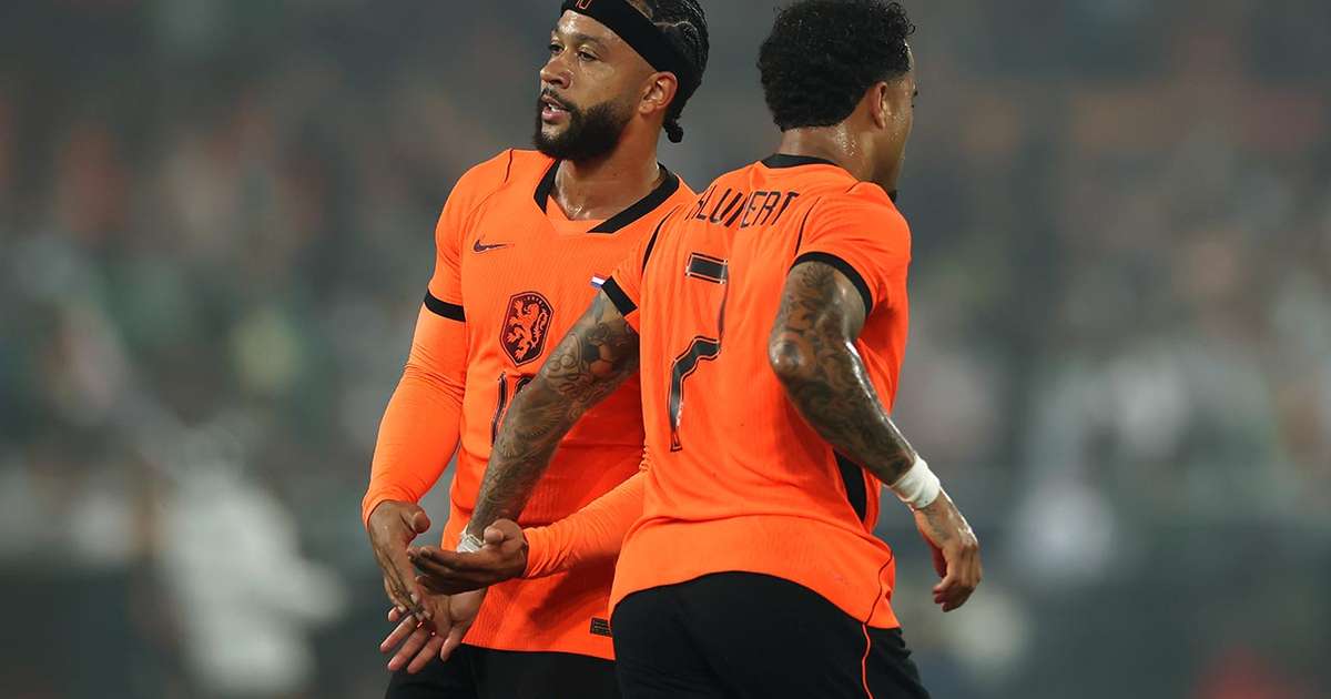 Corinthians Retoma Atividades para Intertemporada sem Memphis e Carrillo