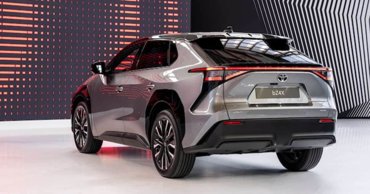 Toyota bZ4X é o primeiro carro elétrico da marca no Brasil; veja tudo sobre ele