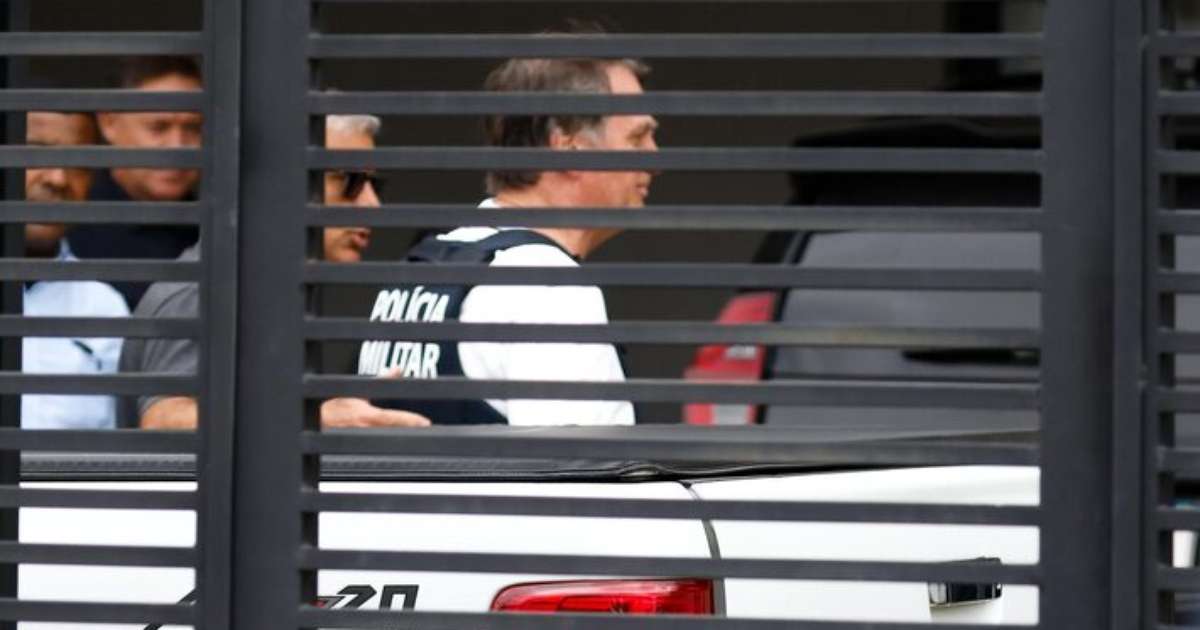PGR adota cautela e quer esperar fim da investigação para se manifestar sobre arma de Bolsonaro