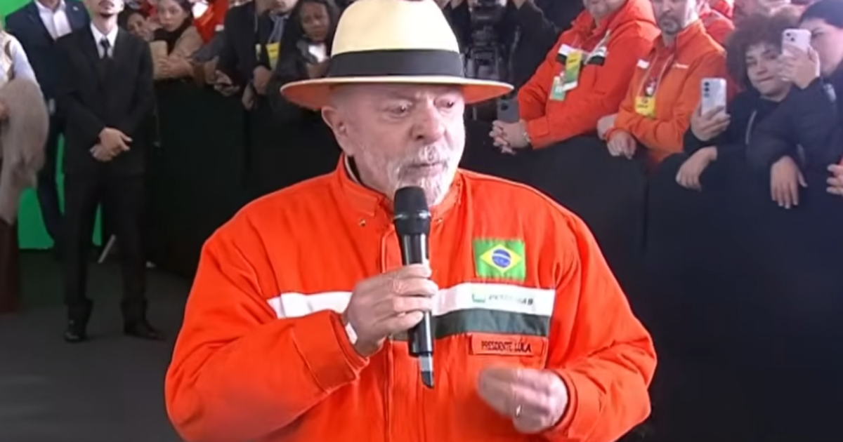Após vídeos de Flávio Bolsonaro, Lula diz que IA 'é um monstro que vai fugir do controle humano'
