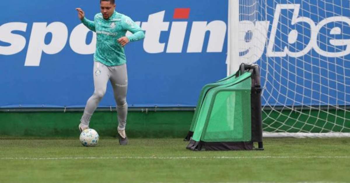 Vitor Roque Progride na Recuperação e Retorna às Atividades com Bola no Palmeiras