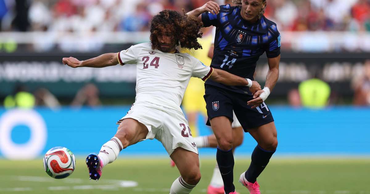 Após eliminação, Federação Uruguaia toma medida drástica e cancela voo fretado; jogadores voltarão em avião comercial
