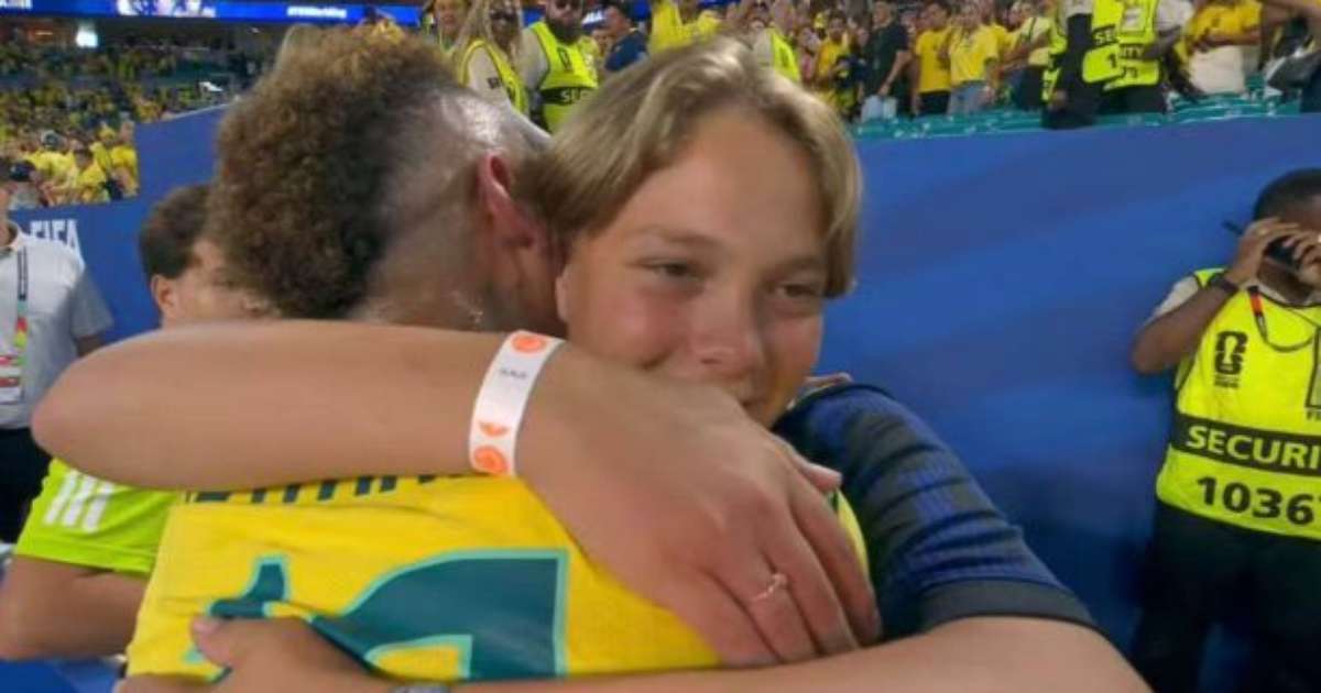 Filho de Neymar repercute nos bastidores da Copa e vende chaveiro próprio; veja