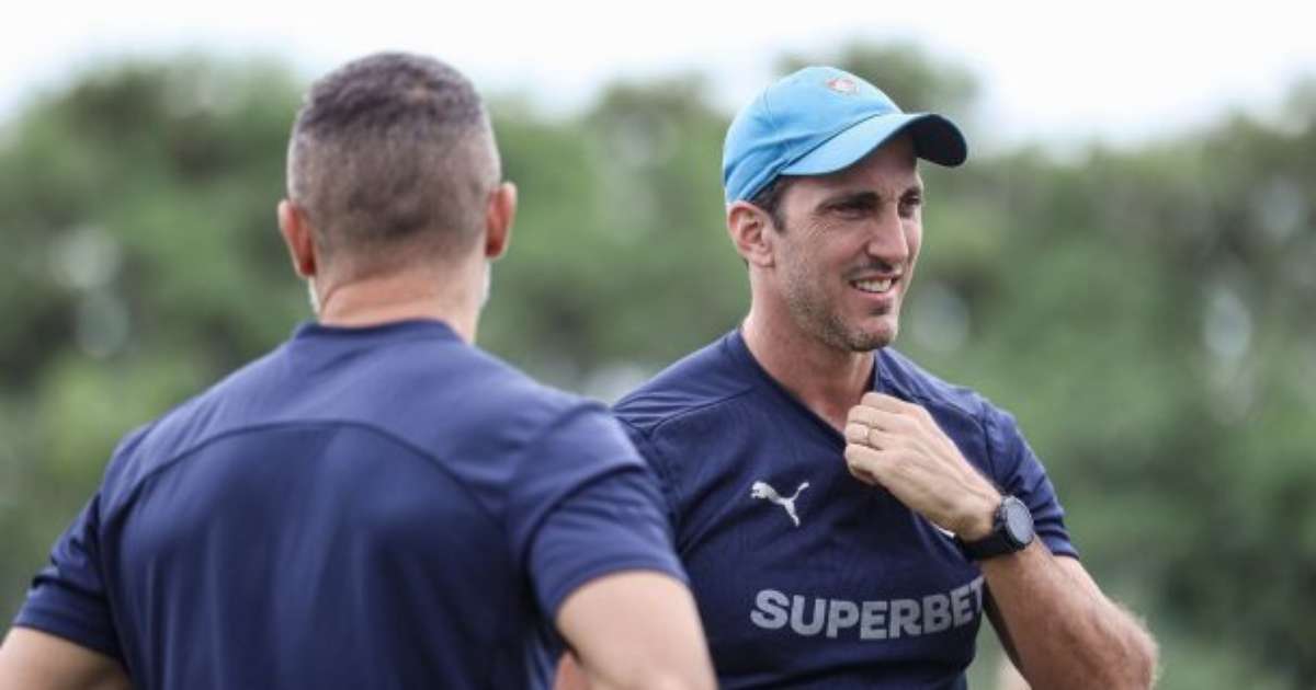 Fluminense terá semana de treinos e aguarda Thiago Silva