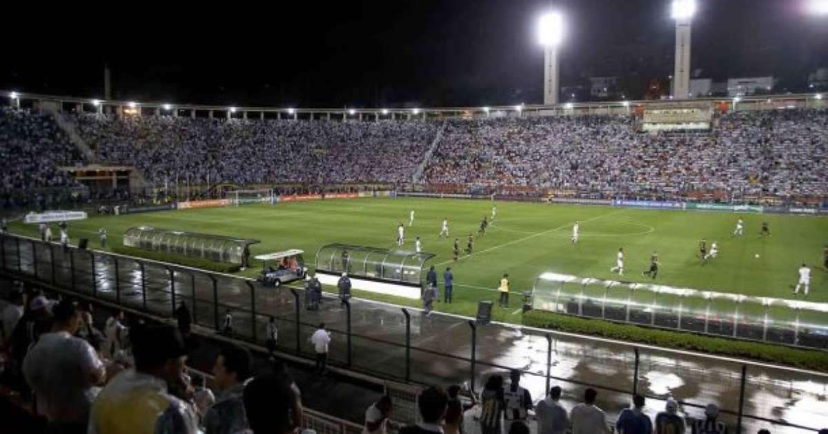 Santos marca amistoso contra o União São João no Pacaembu