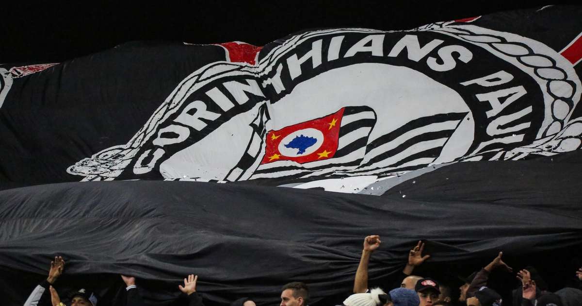 Fernando Diniz pode ganhar dois 'reforços' em breve no Corinthians