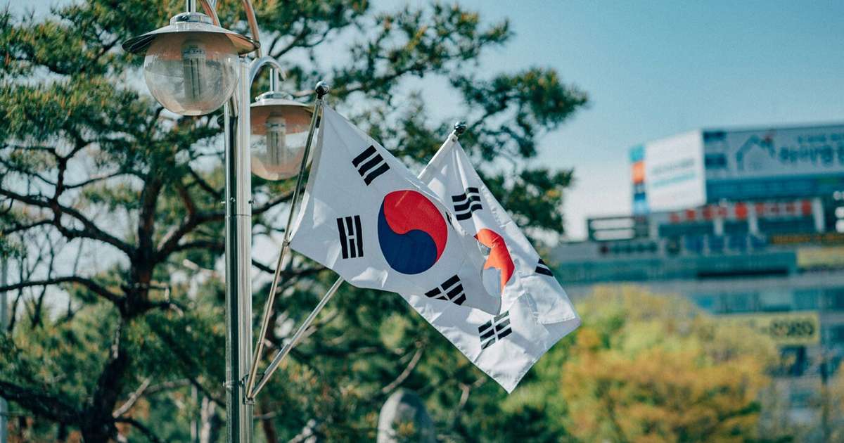 Coreia do Sul anuncia R$ 4,5 trilhões de investimentos em chips e centros de dados de IA