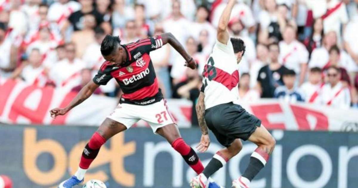 Bruno Henrique considera empate do Flamengo justo e elogia desempenho dos jovens talentos