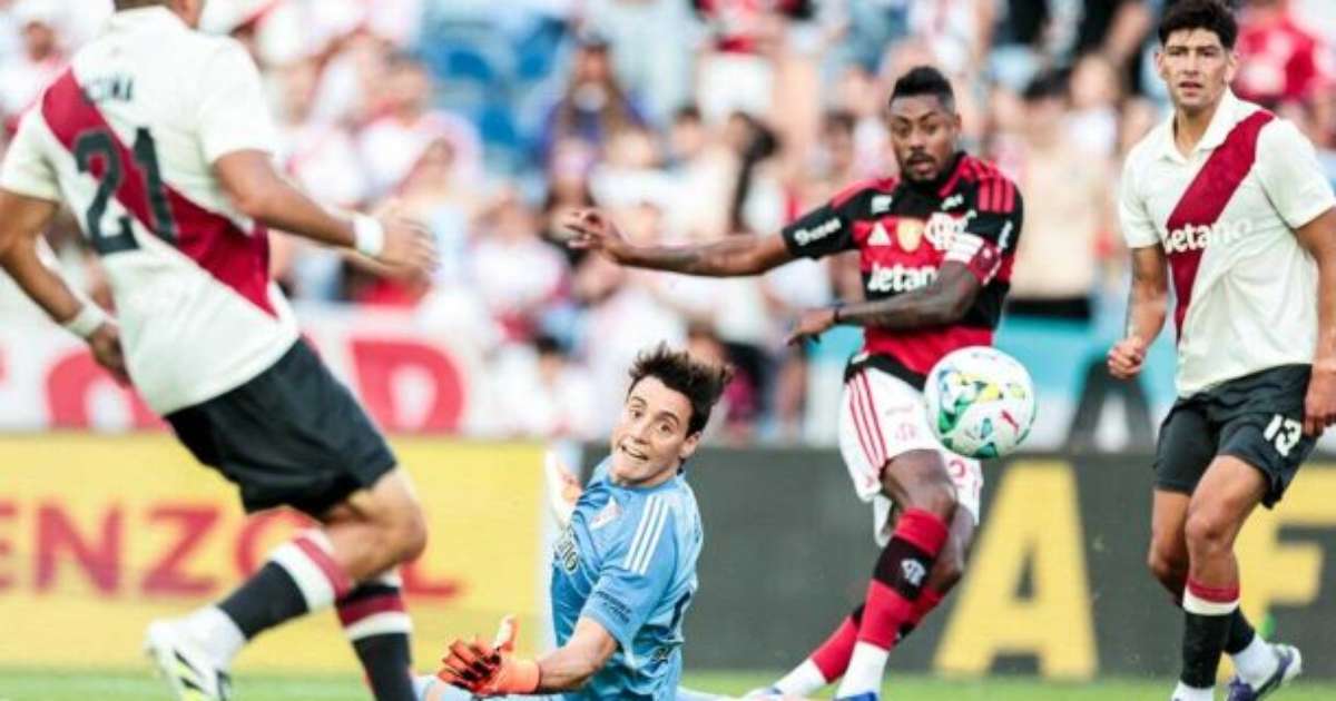 Flamengo e River Plate empatam em eletrizante amistoso disputado em Portugal