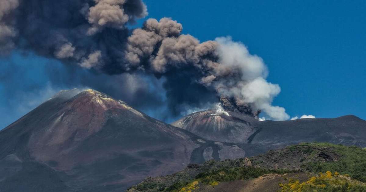 erupção vulcânica