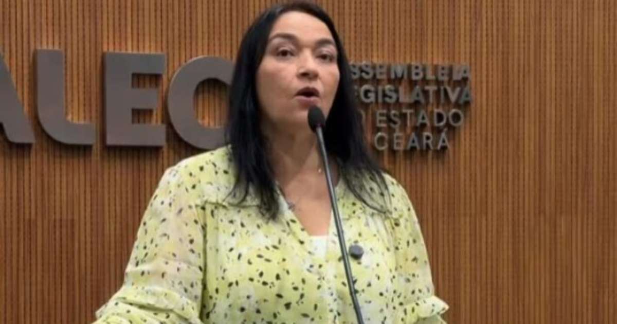 Líder do PL no Ceará diz que Priscila Costa perdeu 'momento prudente' em crise com Michelle e Flávio