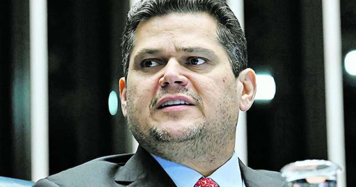 Fim da escala 6x1: saiba como ficam saúde, segurança e comércio se PEC for aprovada