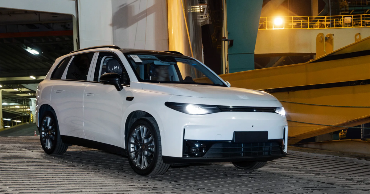 Leapmotor supera 1,5 milhão de veículos e acelera expansão global com apoio da Stellantis