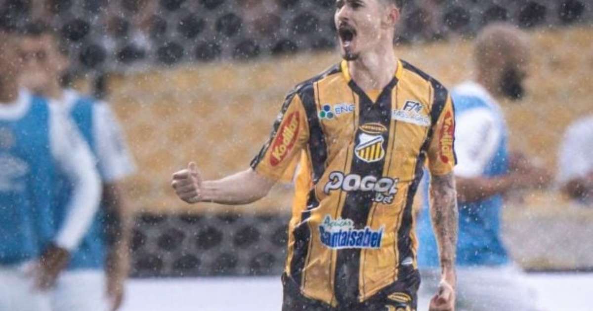 Internacional consulta Palmeiras por Rômulo e ouve pedida de R$ 21 milhões