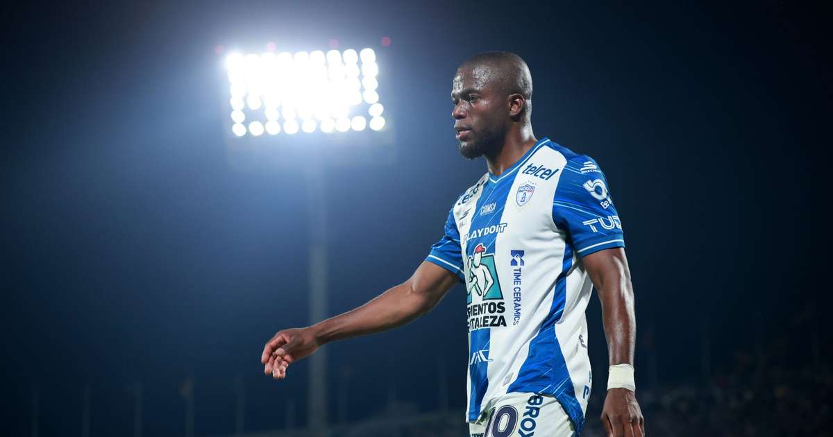 Ex-Inter encerra ciclo no exterior e fica livre para assinar com qualquer clube