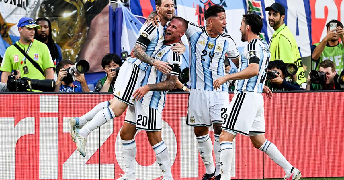 quem fez os gols da argentina
