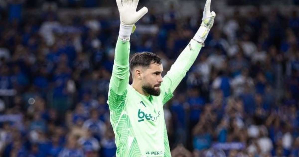 Matheus Cunha em xeque: goleiro pode deixar o Cruzeiro após reviravolta na hierarquia do elenco