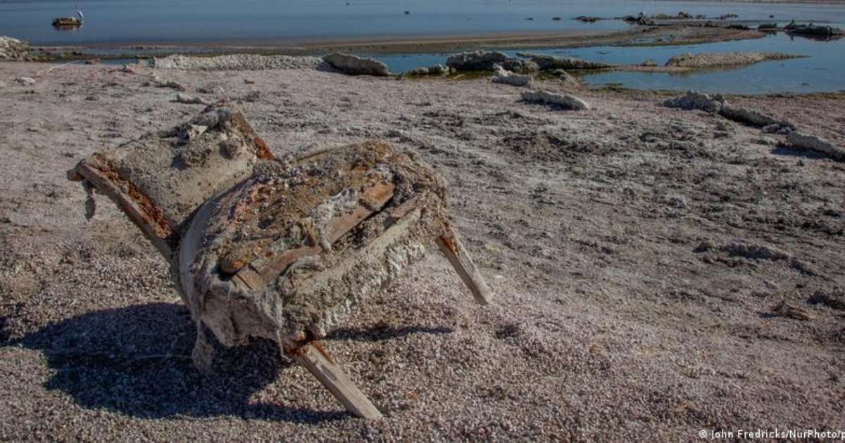 Maior lago da Califórnia está virando pó
