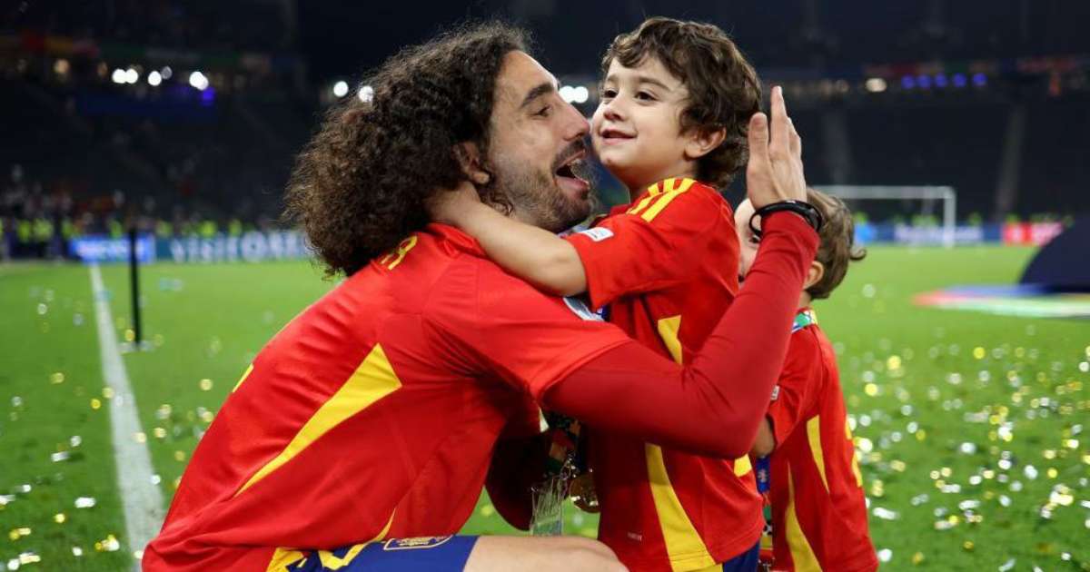 Cucurella revela desafios após diagnóstico de autismo do filho