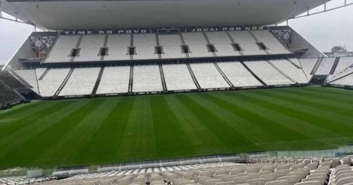 Corinthians Realiza Treino na Neo Química Arena Para Familiarização com Novo Gramado