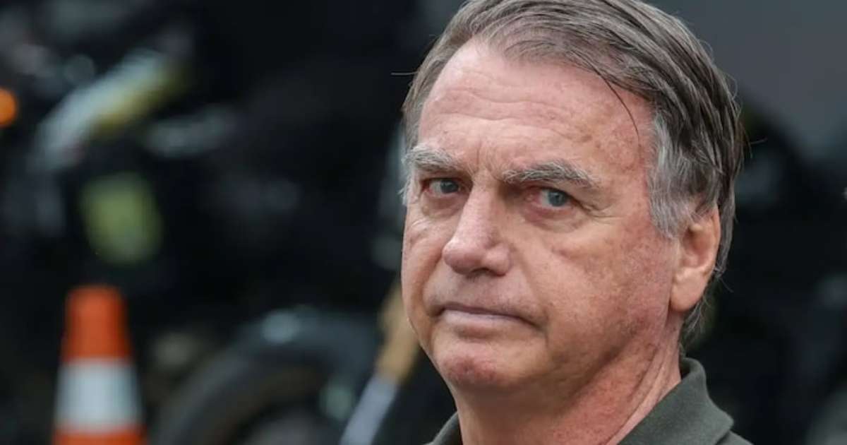 Bolsonaro pede autorização de Moraes para receber visita de Milei em prisão domiciliar