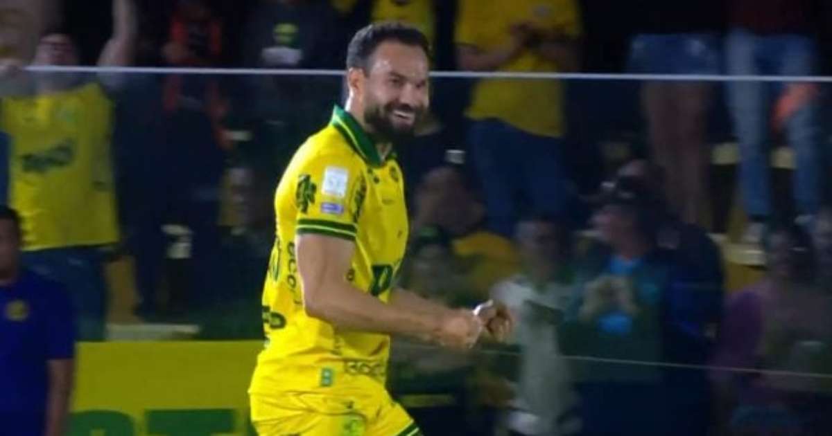 Grêmio mantém tabu e despenca na tabela após derrota para o Mirassol em duelo decisivo